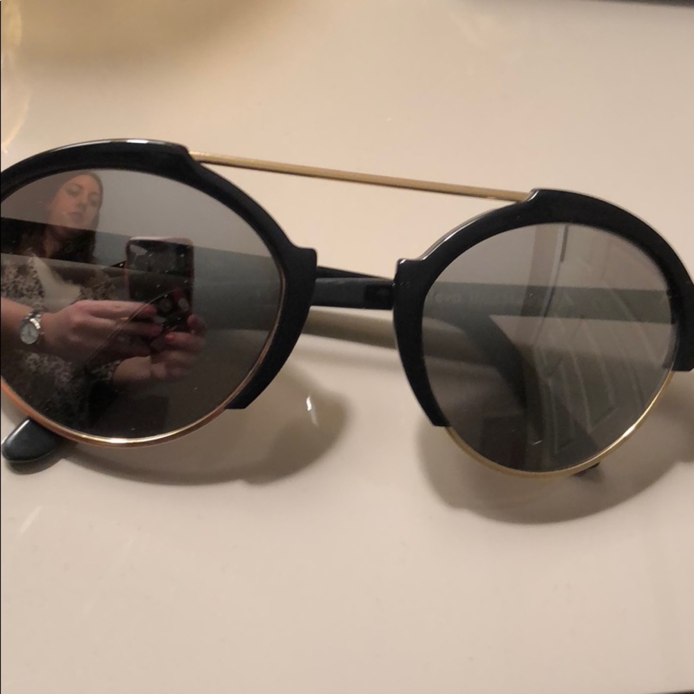 Illesteva Milan III sunglasses